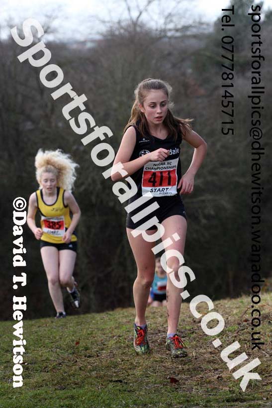 Girls under-15s North Eastern Cross Country, Aykley Heads, Durham. Photo: David T. Hewitson/Sports for All Pics